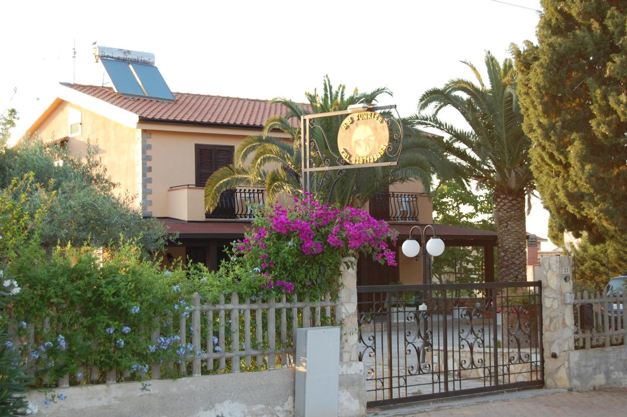 Bed and Breakfast Sunrise à Lascari Extérieur photo